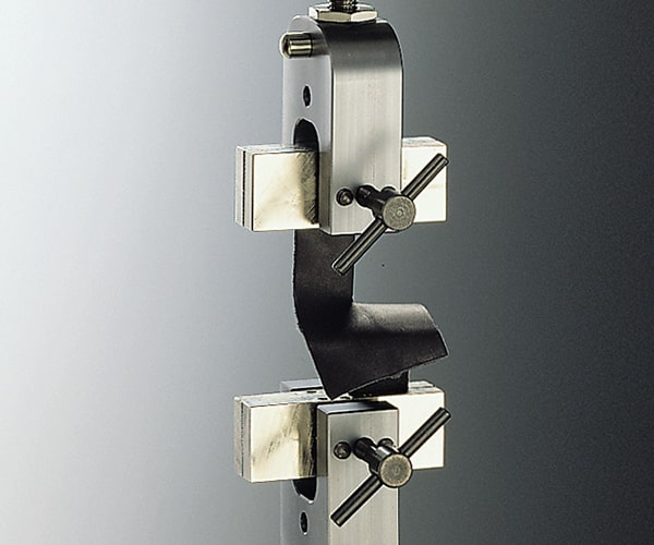 Single Edge Tear/Trouser Tear